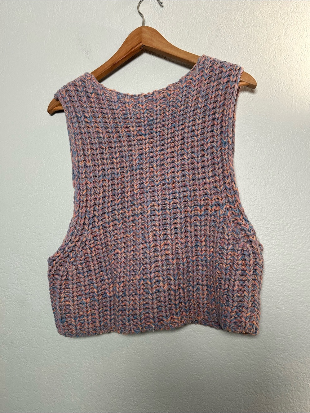 Free People Hoopla Blue-Peach-Purple chunky Braided Knit oversized Tank vest XS - Picture 7 of 9